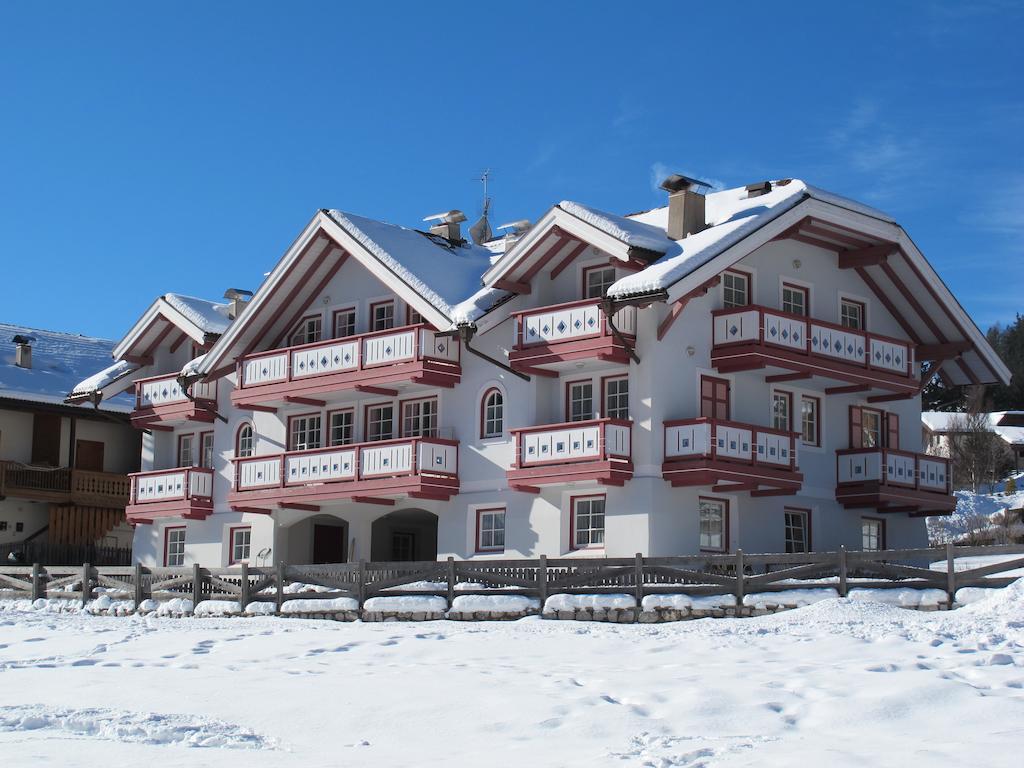 Casa Azzurra Διαμέρισμα Pozza di Fassa Εξωτερικό φωτογραφία